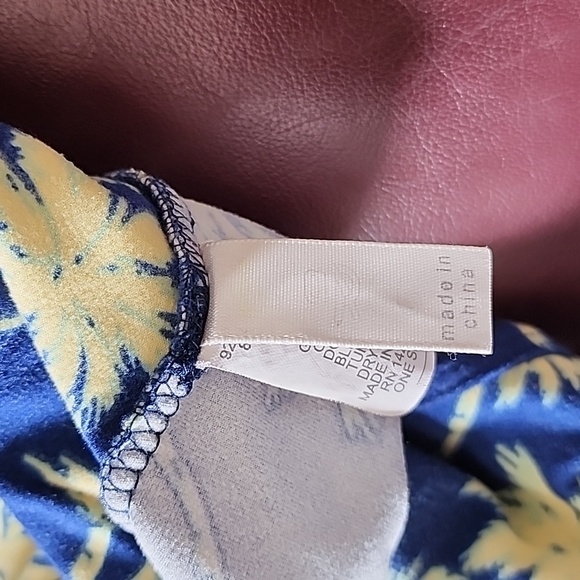 Women's, Sm., LulaRoe Leggings, Navy with Yellow Palm Trees. - Picture 3 of 3